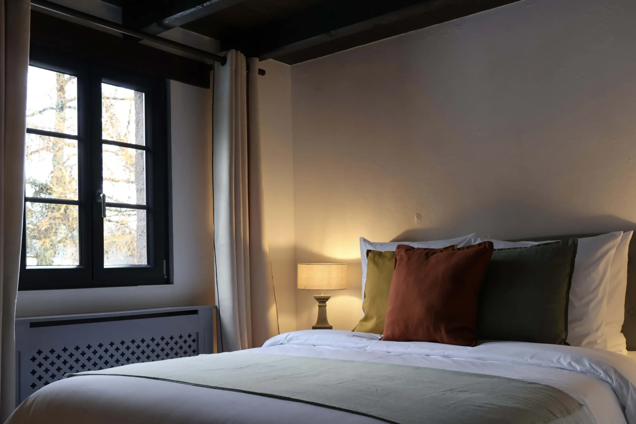 Monthury-Slider-Interieur-Chambre2