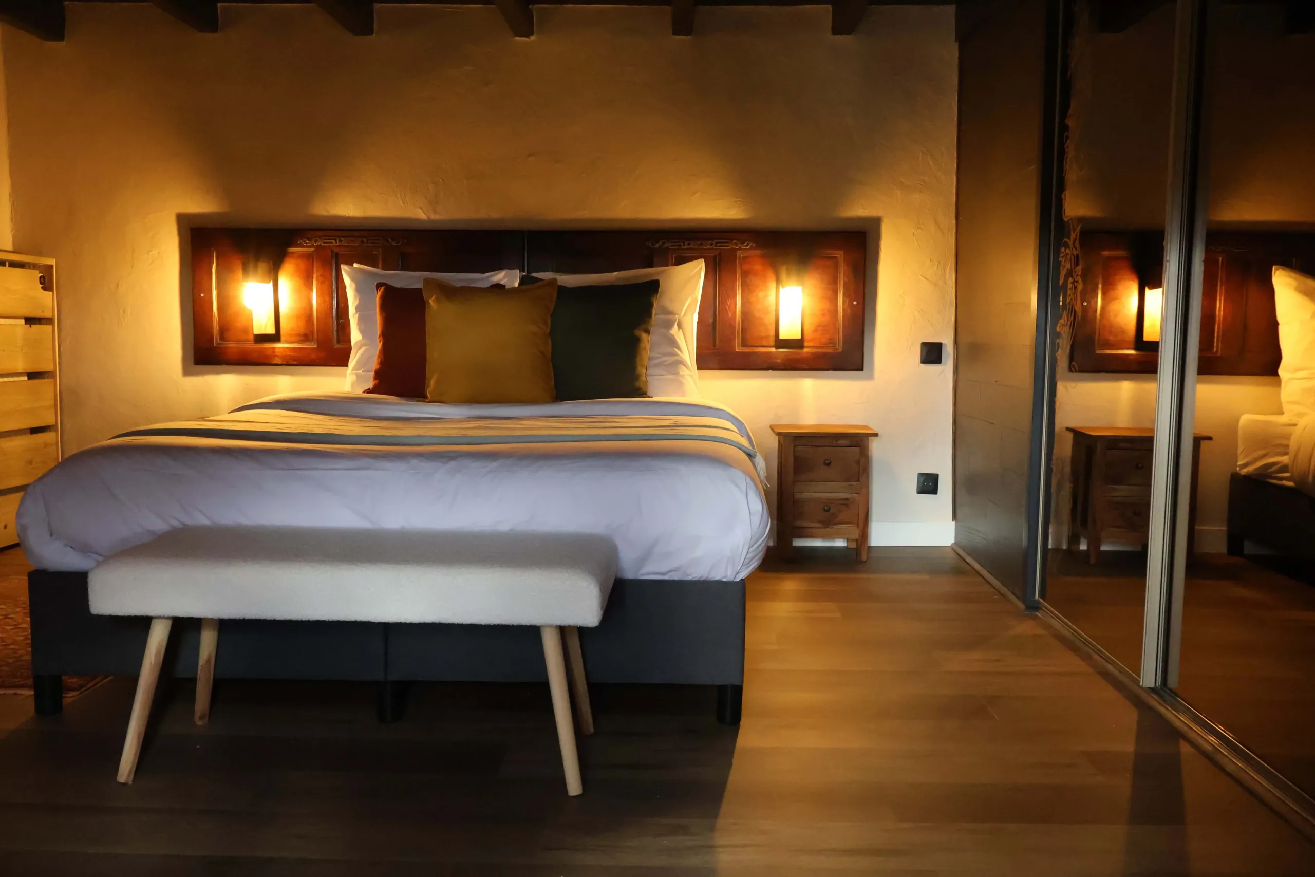 Monthury-Slider-Interieur-Chambre4